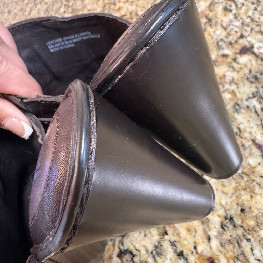NWOB Born Dark Brown Leather Heeled Clog Mules Size 8 Cottagecore Fall Chic - Picture 6 of 8